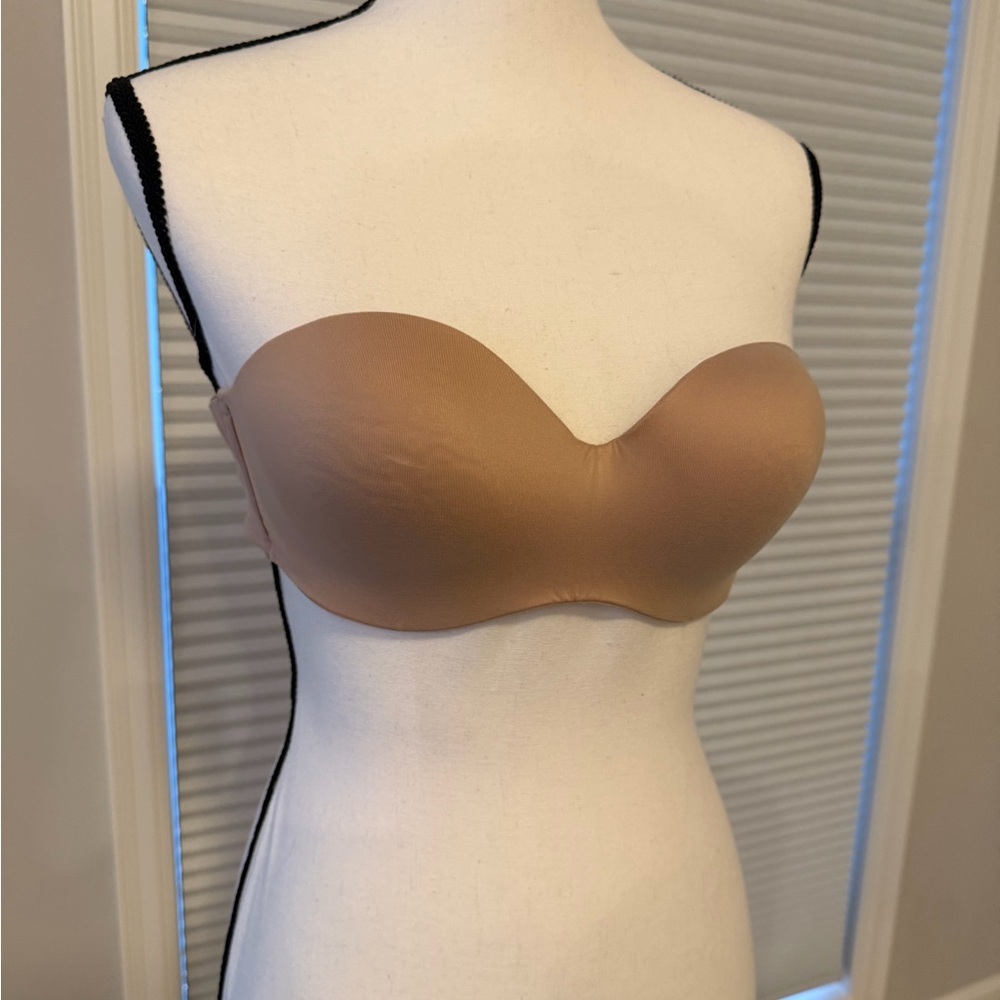 Victoria's Secret Nude strapless bra